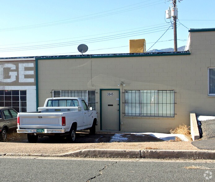 Primary Photo Of 3045 Delta Dr, Colorado Springs Service For Lease