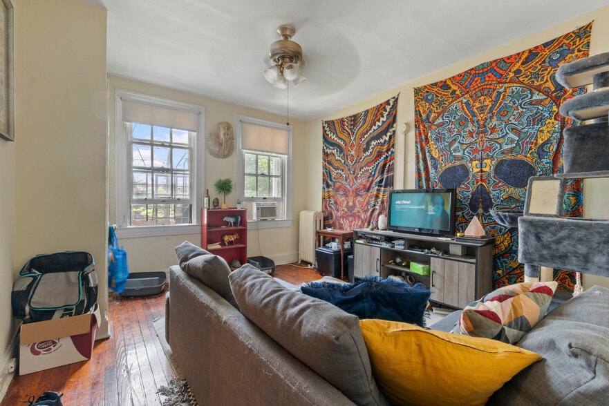 More Photos Of 3211 Guilford Ave, Baltimore Apartments For Sale