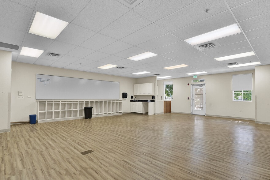 More Photos Of 1400 N Park Ln, Eagle Schools For Sale