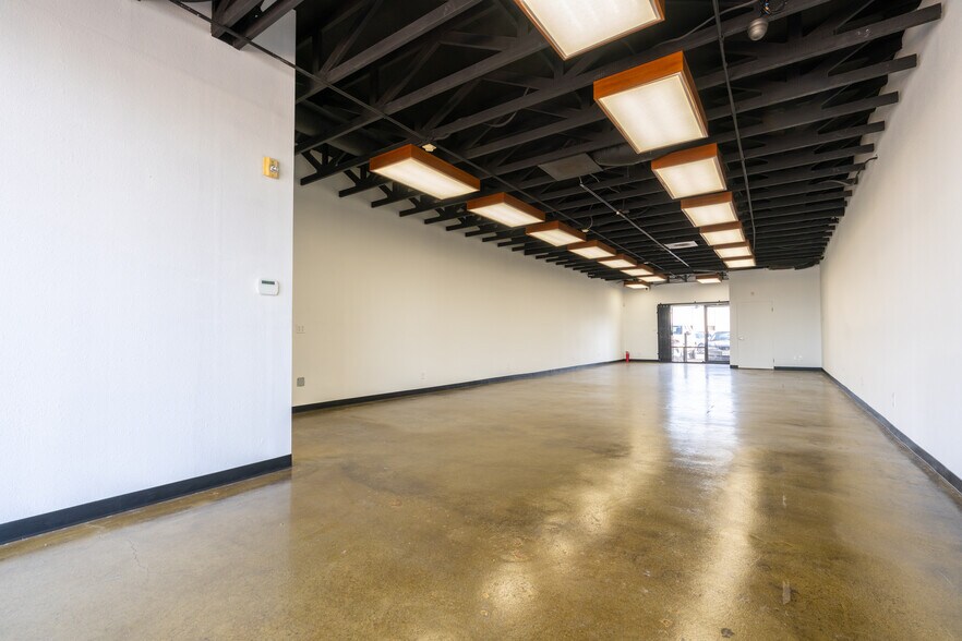 More Photos Of 3770 Hancock St, San Diego Unknown For Lease