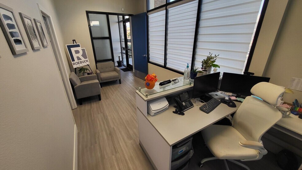 More Photos Of 2610-2620 S Jones Blvd, Las Vegas Medical For Sale