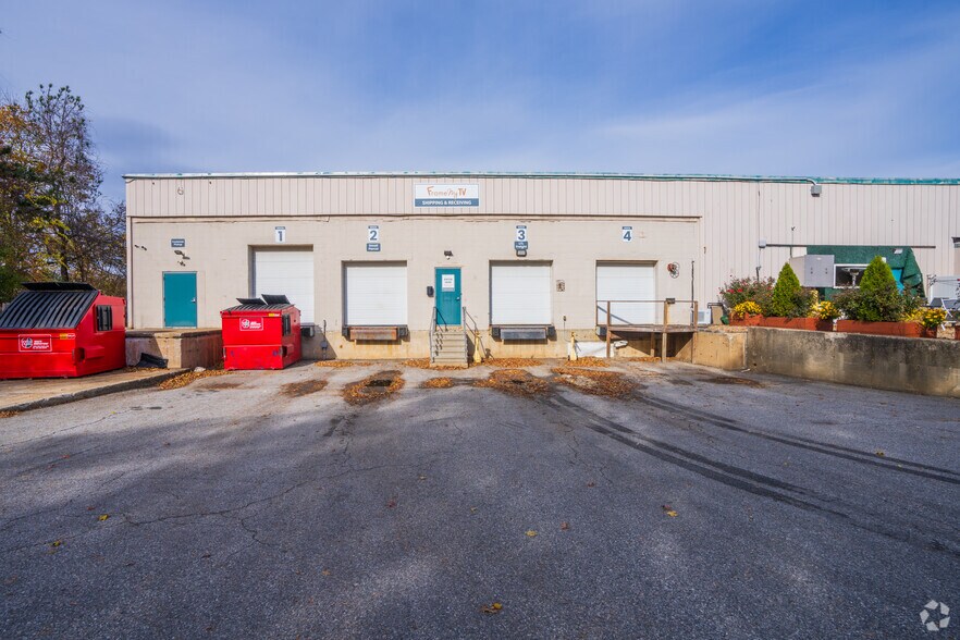 More Photos Of 126 Merrimack St, Methuen Manufacturing For Lease
