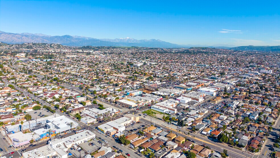 More Photos Of 4630 Whittier Blvd, Los Angeles General Retail For Sale