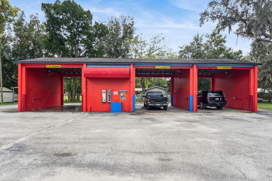 Primary Photo Of 21944 FL-40, Astor Carwash For Sale