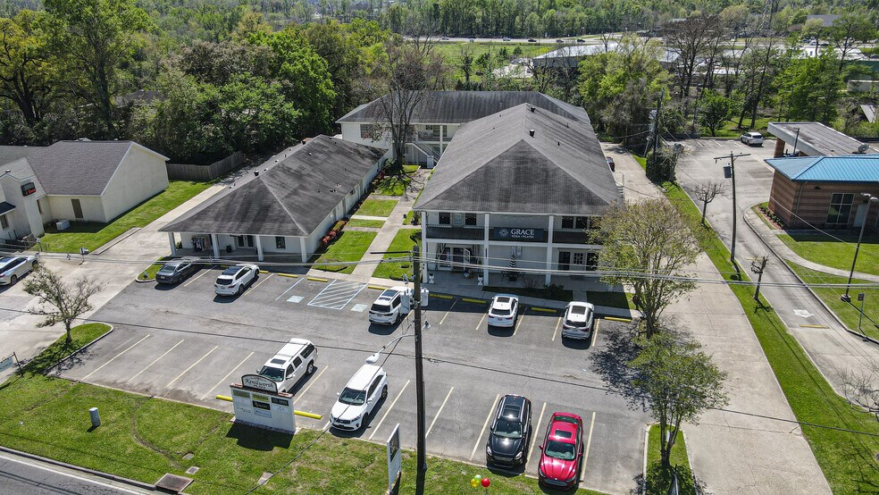 More Photos Of 7384-7388 Highland Dr, Baton Rouge Office For Sale
