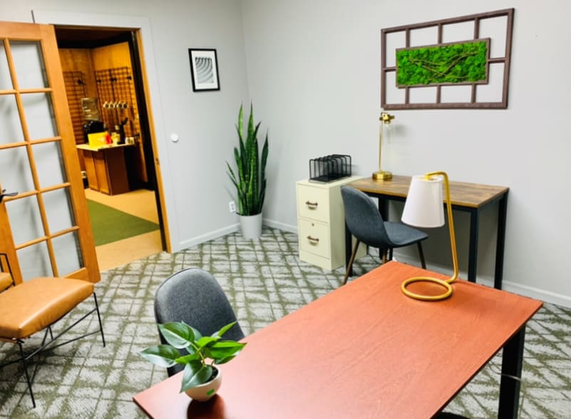 More Photos Of 74135 Church St, Armada Office Residential For Lease