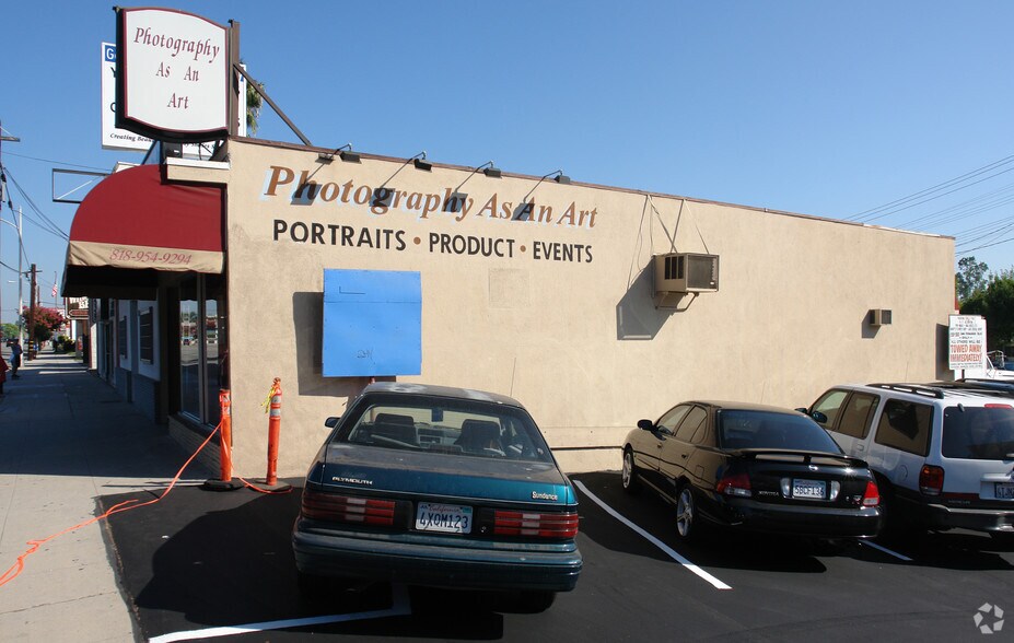 More Photos Of 1305-1307 N San Fernando Blvd, Burbank Flex For Sale