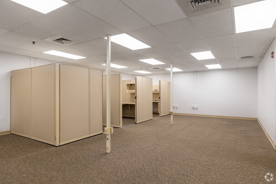More Photos Of 140 Sipe Ave, Hummelstown Office For Sale