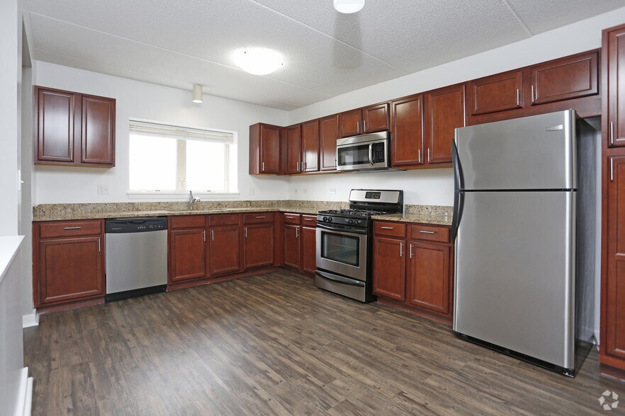 More Photos Of 1255 Town Center Rd, Vernon Hills Apartments For Lease