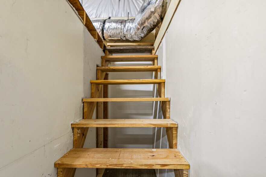 More Photos Of 130 N Volusia St, Saint Augustine Warehouse For Sale