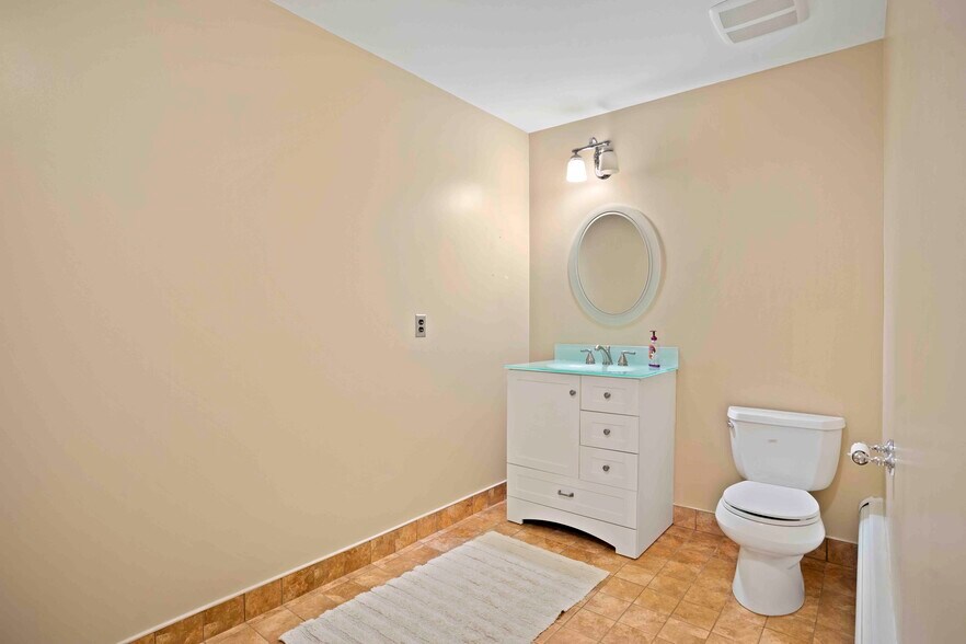 More Photos Of 78-80 Main St, Madison Office For Lease