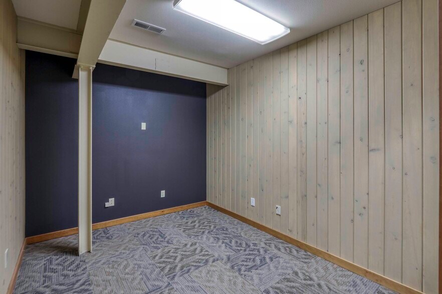More Photos Of 316 N 2nd Ave, Sandpoint Office For Lease