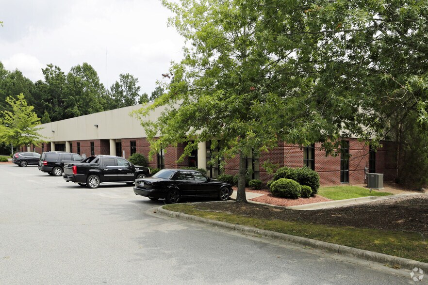 More Photos Of 123-151 Sigma Dr, Garner Flex For Lease