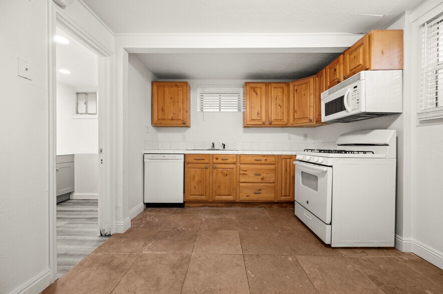 More Photos Of 119 E Leslie Ave, South Salt Lake Apartments For Sale