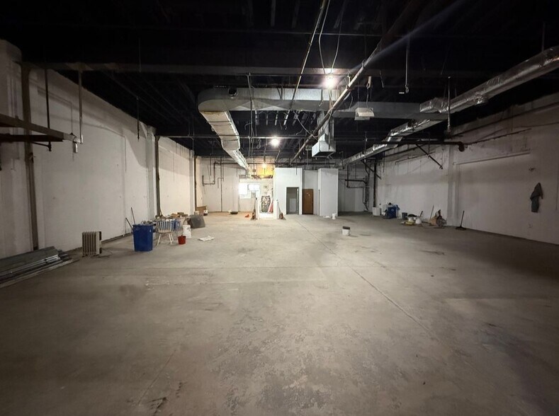 More Photos Of 54-60 N 11th St, Brooklyn Warehouse For Lease