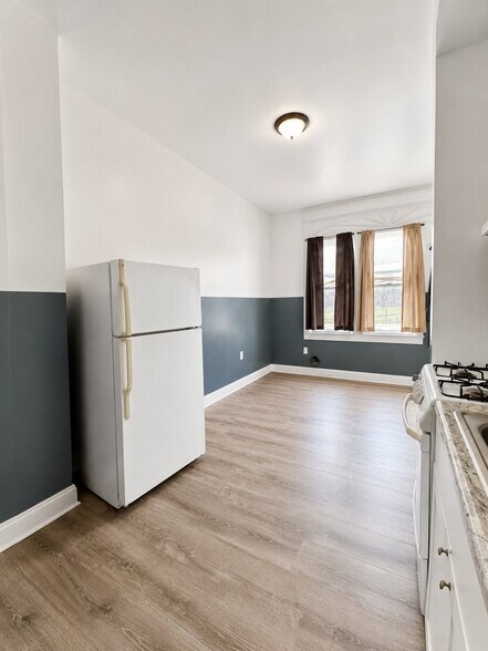 More Photos Of 7020 Woodland Ave, Philadelphia Apartments For Sale