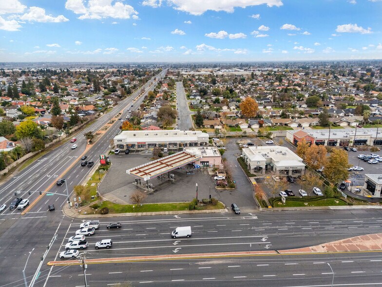 More Photos Of 3995 Calloway Dr, Bakersfield Unknown For Lease