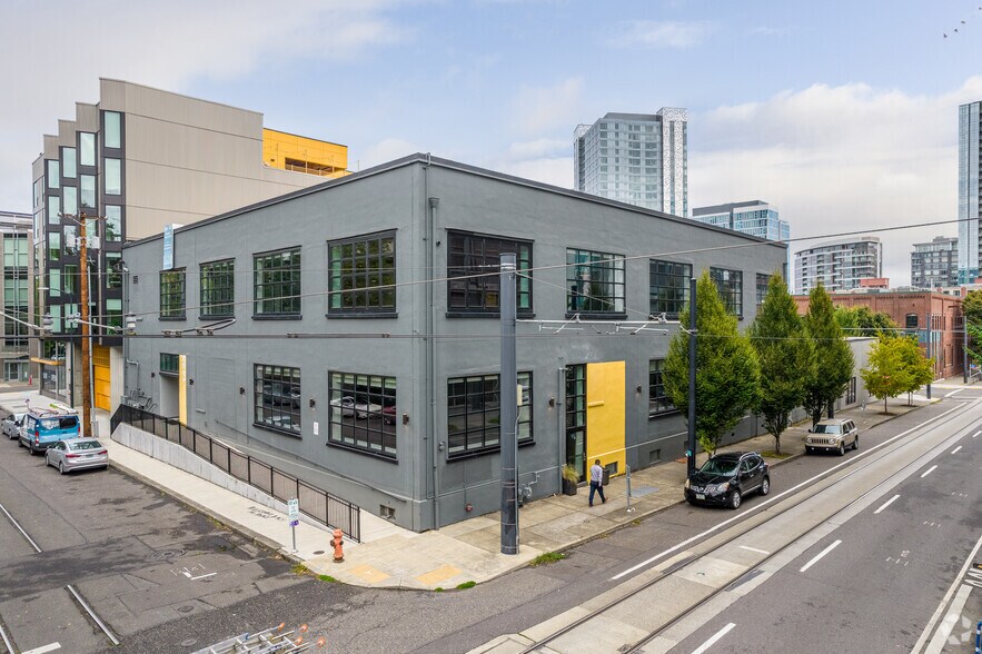 Primary Photo Of 1435 NW Northrup St, Portland Office For Lease