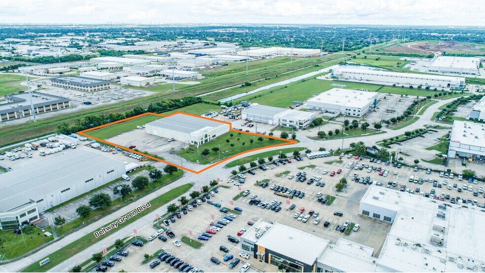 More Photos Of 201 Beltway Green, Pasadena Warehouse For Lease