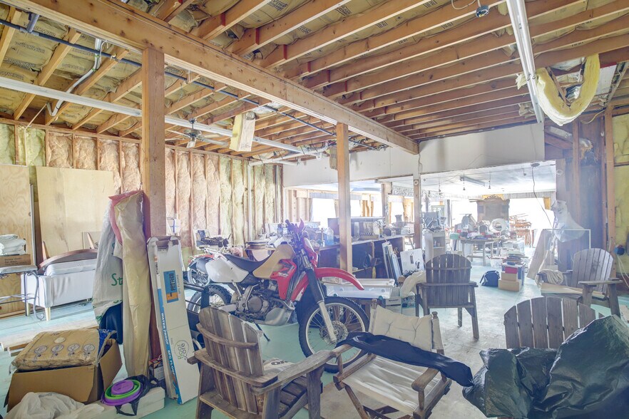 More Photos Of 3691 Main St, Chincoteague Marina For Sale
