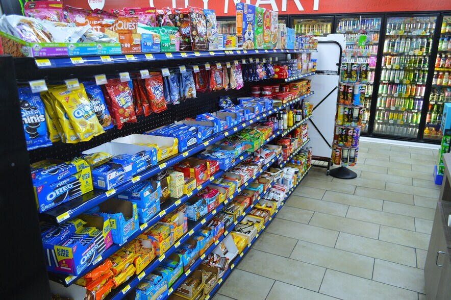 More Photos Of 341 S Main St, Bishopville Service Station For Sale