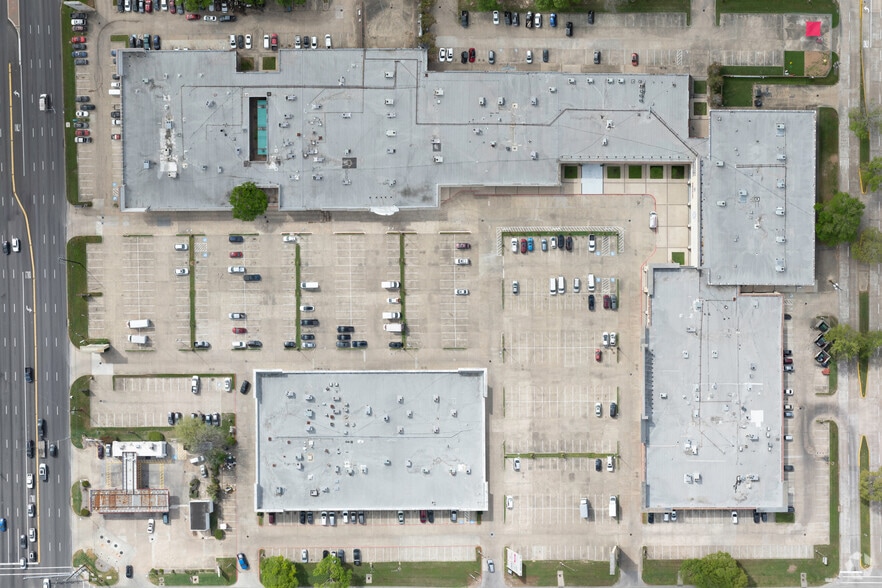 More Photos Of 16211-16231 Clay Rd, Houston Unknown For Lease