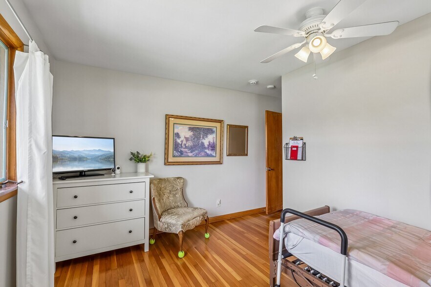 More Photos Of 836 Jacoby Rd, Copley Healthcare For Sale