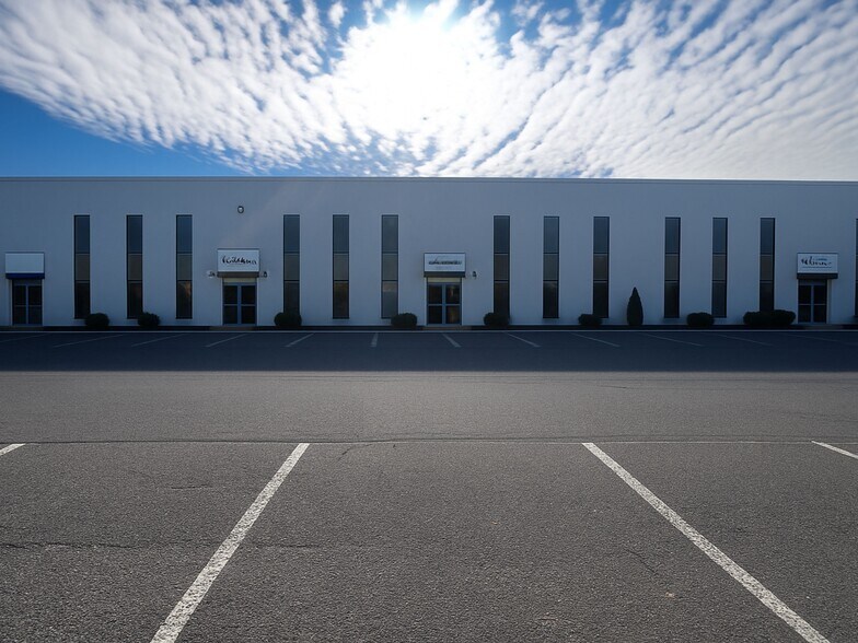 More Photos Of 291 Us Highway 22 E, White House Station Unknown For Lease