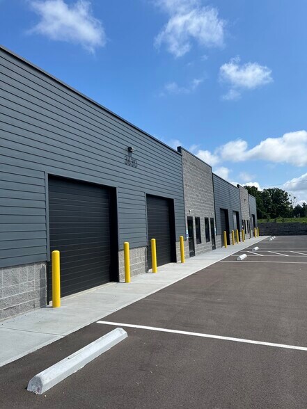 Primary Photo Of 3630 Ohara Rd, Erlanger Flex For Lease