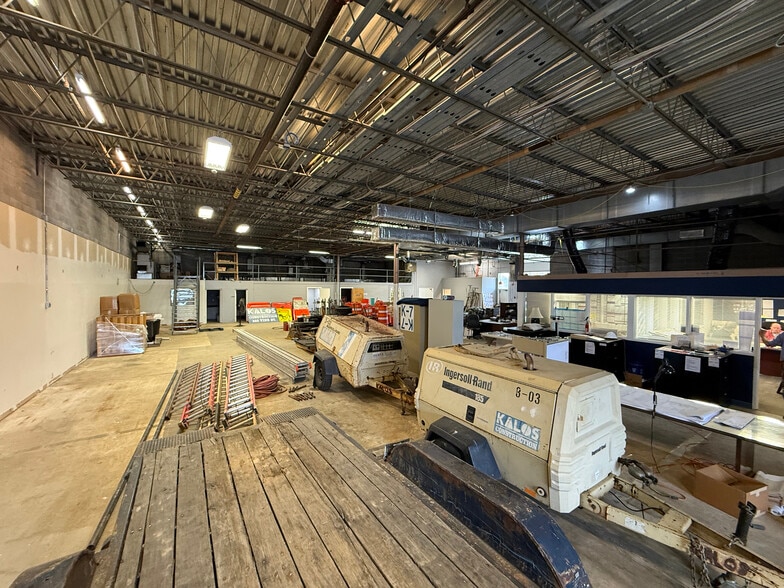 More Photos Of 10401 Tucker St, Beltsville Warehouse For Sale