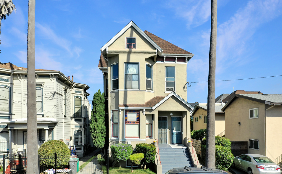 Primary Photo Of 2118 Linden St, Oakland Apartments For Sale