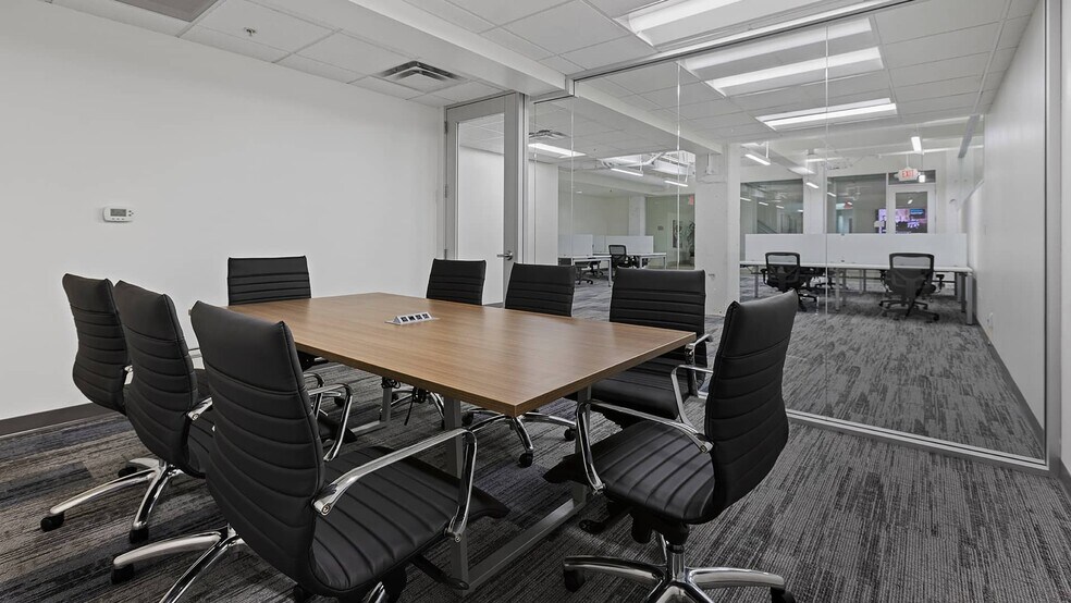 More Photos Of 800 Brazos St, Austin Apartments For Sale