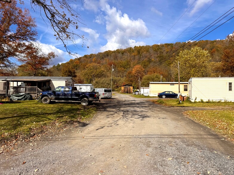 More Photos Of 130 Elderberry Ln, Julian Manufactured Housing Mobile Home Park For Sale