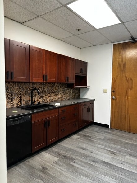 More Photos Of 4970 El Camino Real, Los Altos Office For Lease