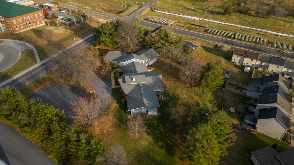 More Photos Of 218 Mill Rd, Woodstock Congregate Senior Housing For Sale