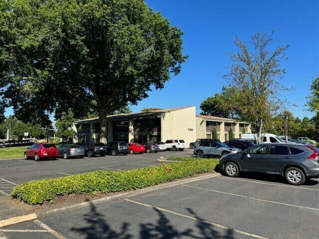 More Photos Of , Tigard Office For Sale