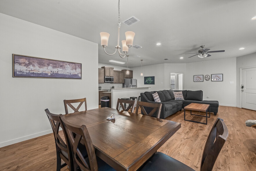 More Photos Of 2602 135th St, Lubbock Apartments For Sale