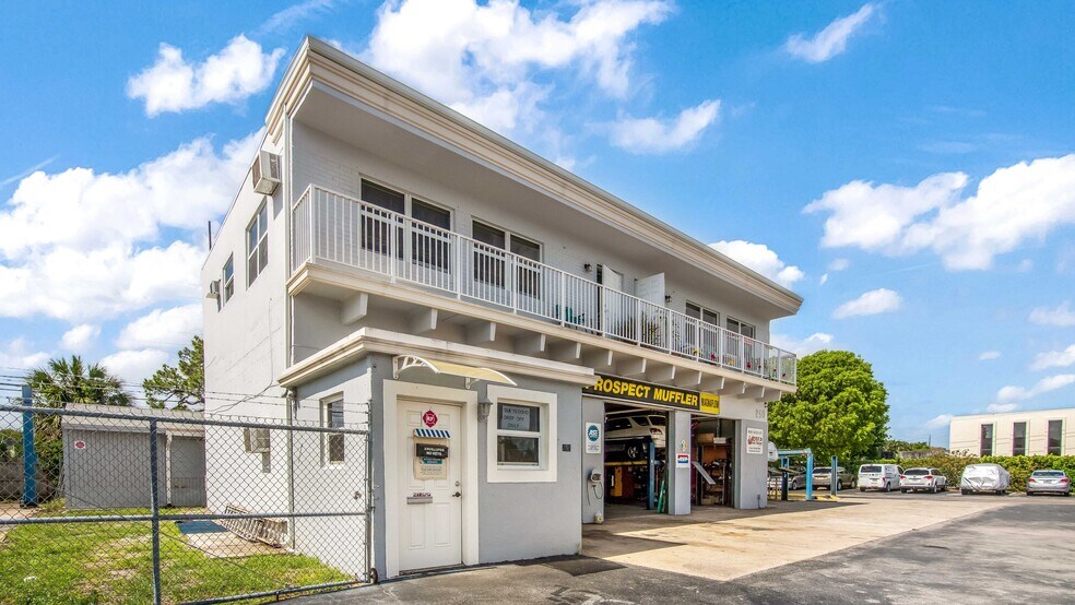 Primary Photo Of 250 NE 44th St, Oakland Park Auto Repair For Sale