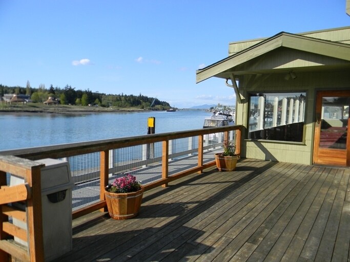 More Photos Of 512 1st St, La Conner Restaurant For Lease