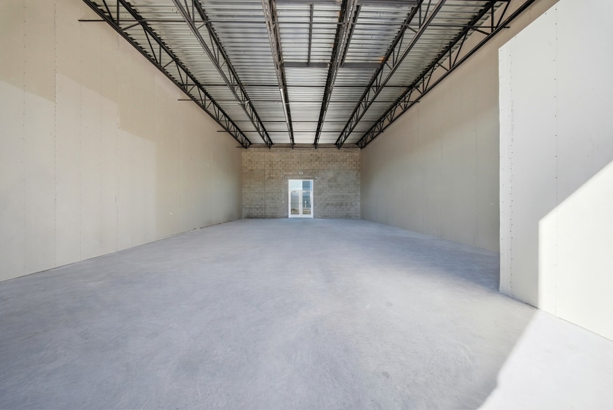 More Photos Of , Largo Unknown For Sale