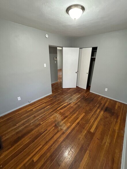 More Photos Of 1209 Chambers Rd, Ferguson Apartments For Sale