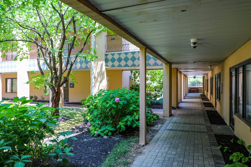 More Photos Of 90 Painters Mill Rd, Owings Mills Medical For Lease