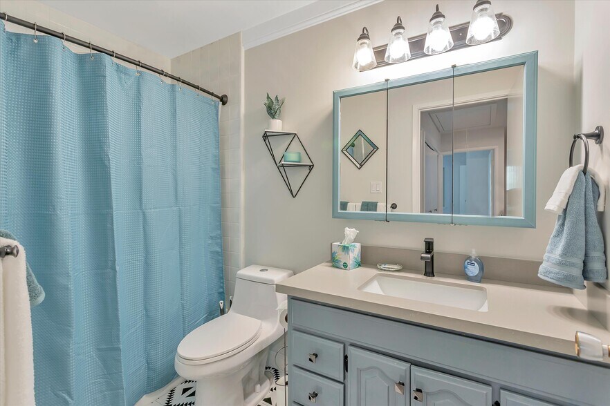 More Photos Of 331 Poe St, Palo Alto Apartments For Sale