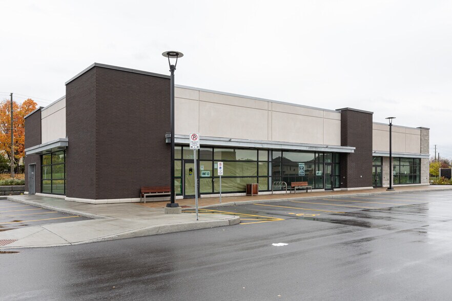 More Photos Of 780 Eagleson Rd, Kanata Freestanding For Lease