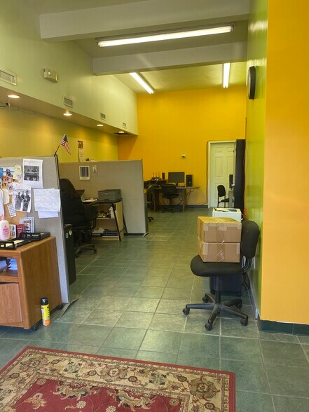 More Photos Of 1454 Grafton St, Worcester Light Manufacturing For Lease