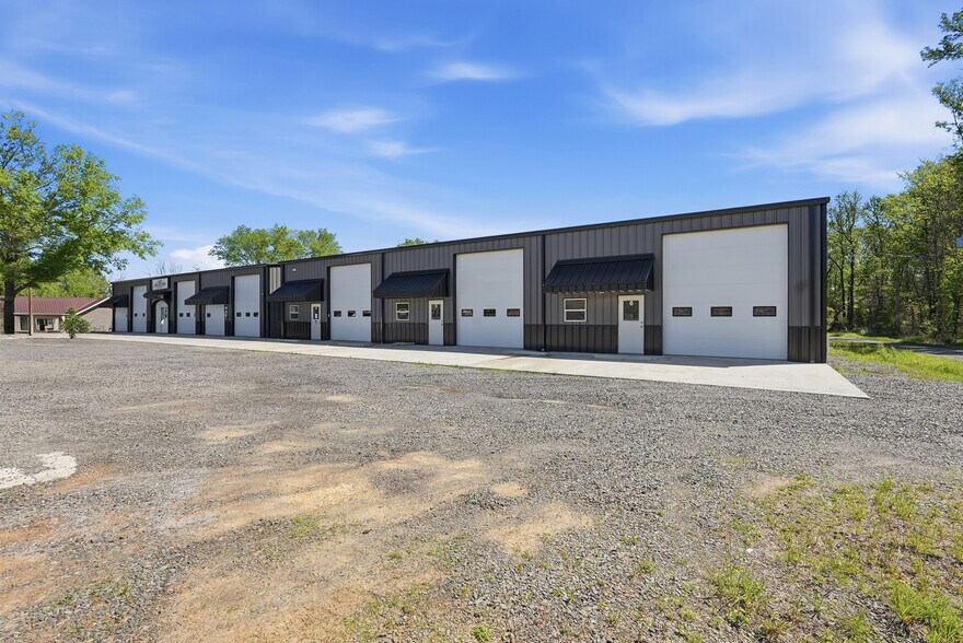 More Photos Of 319 Highway 365, Conway Flex For Sale