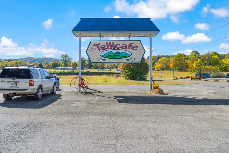 More Photos Of 128 Bank St, Tellico Plains Restaurant For Sale