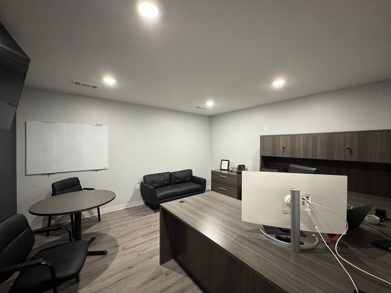 More Photos Of , North Little Rock Flex For Sale