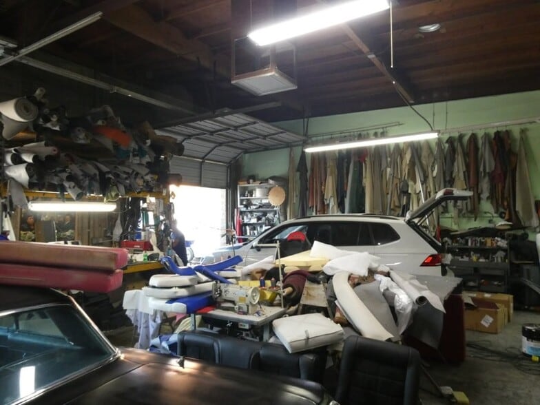More Photos Of 1501 Celis St, San Fernando Auto Repair For Sale