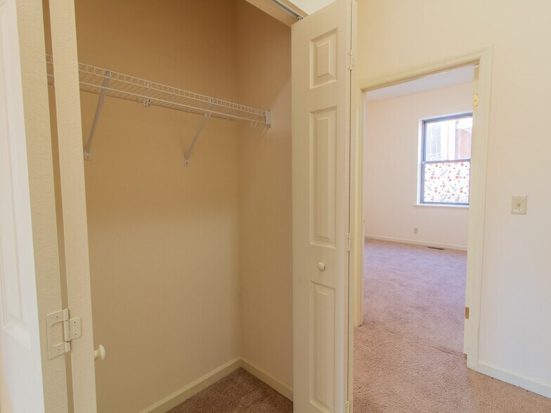 More Photos Of 2007 S 11th St, Saint Louis Apartments For Sale